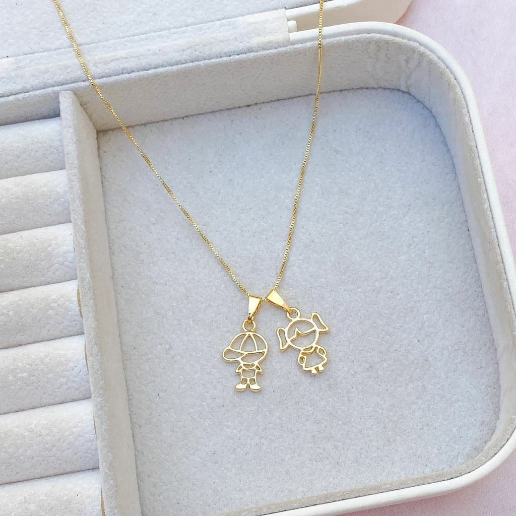 [ SEMI JOIA ] Colar Casal Vazado Menino Menina Filhos Banho Ouro 18k Presente Cordão Dia das Mães Acessórios Femininos